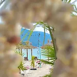 Hotel Blue Paradise