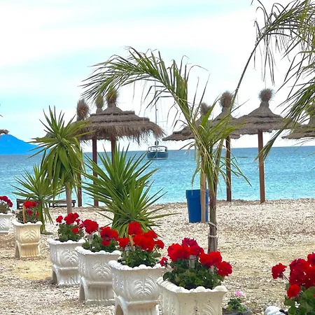 Hotel Blue Paradise