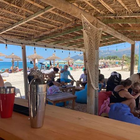 מלון Blue Paradise