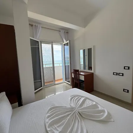 Blue Paradise Hotel 3*