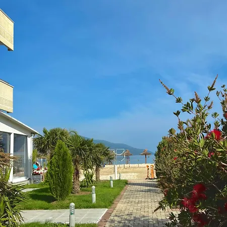 Blue Paradise 3* Bashkia e Orikumit