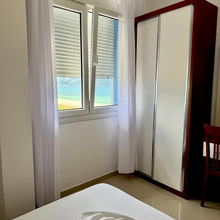Blue Paradise Hotel