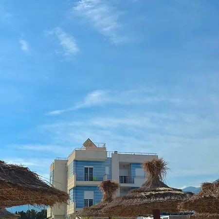 Blue Paradise מלון