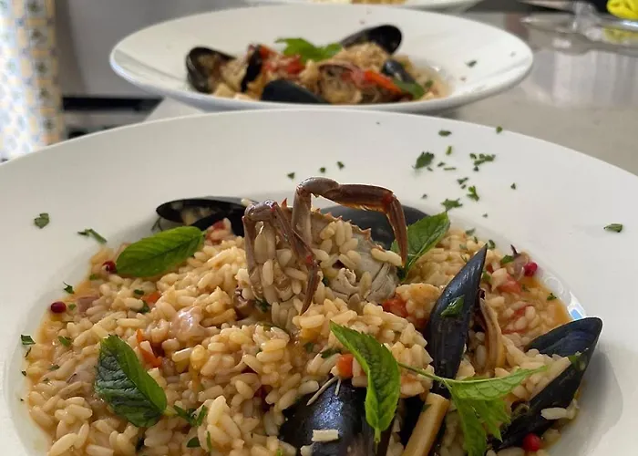 מלון Blue Paradise