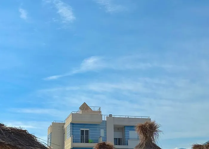 Blue Paradise מלון