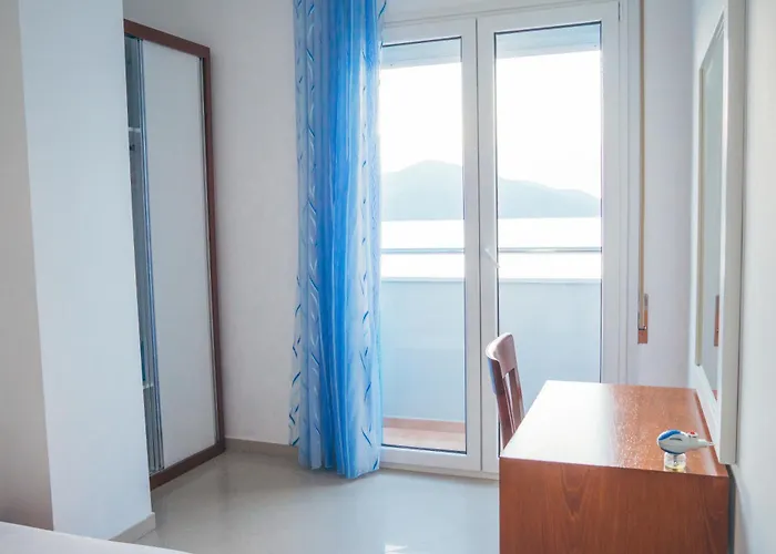 Blue Paradise מלון אוריקום