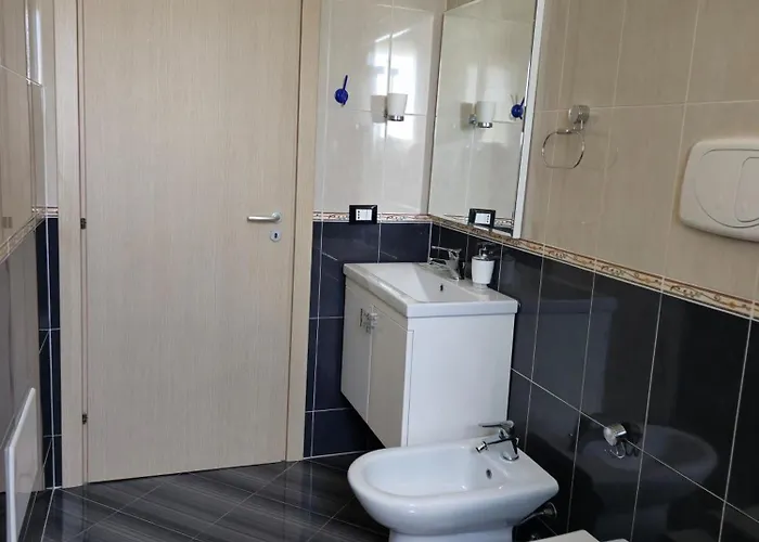 מלון Blue Paradise