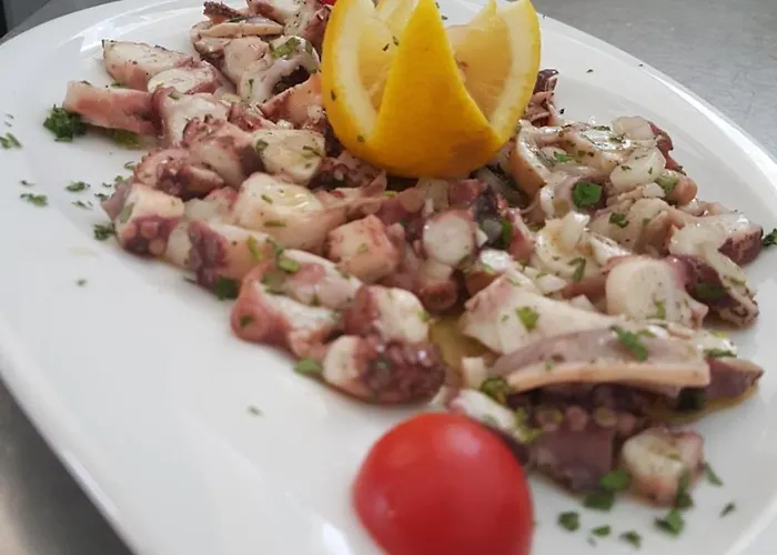 Blue Paradise מלון